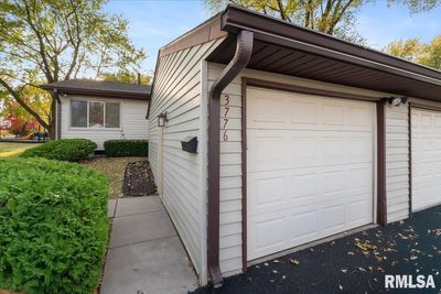 3776 Cedarwood Court, Condo with 2 bedrooms, 1 bathrooms and null parking in Bettendorf IA | Image 1