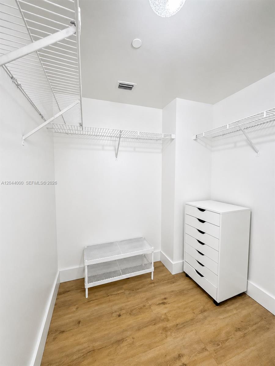 Residential Lease in Aventura 5