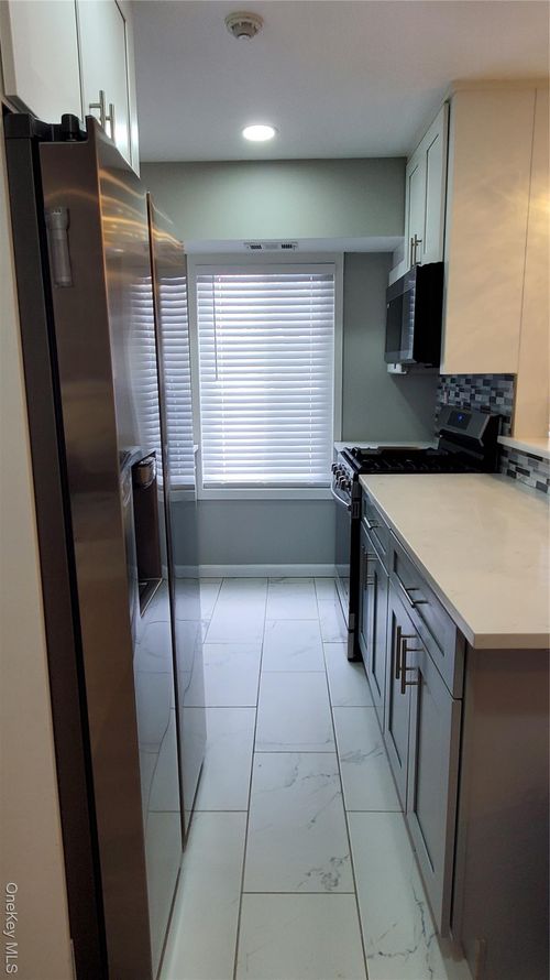 11-11 Idaho Ct, Coram, NY, 11727-1511 | Card Image