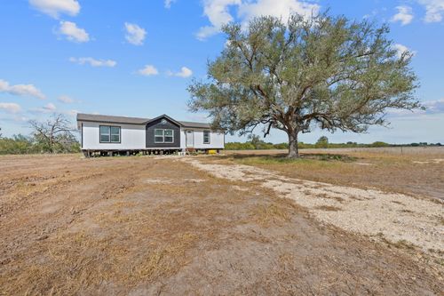 1177 County Road 402, Flatonia, TX, 78941 | Card Image