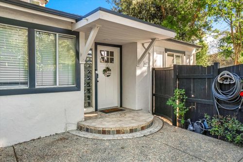 623 10th Street, Davis, CA, 95616 | Card Image