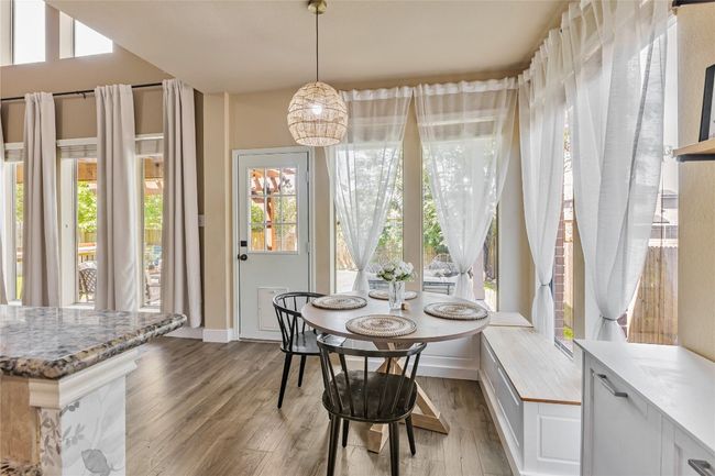 Casual dining space | Image 4