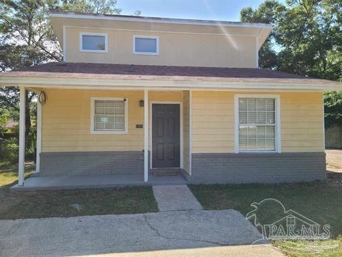 5869 Byrom St, Milton, FL, 32570-5307 | Card Image