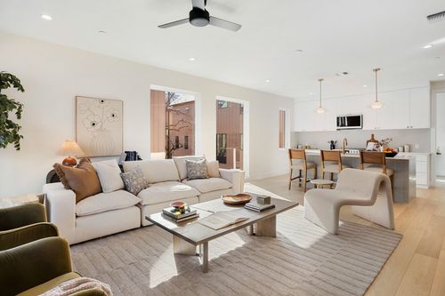 2a-3524 Gonzales St, Austin, TX, 78702 | Card Image