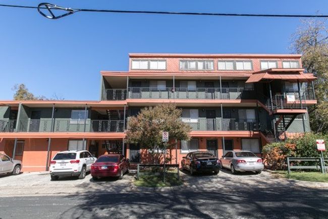 APT-2 - 1010 W 23 Rd St, Condo with 2 bedrooms, 2 bathrooms and 1 parking in Austin TX | Image 29