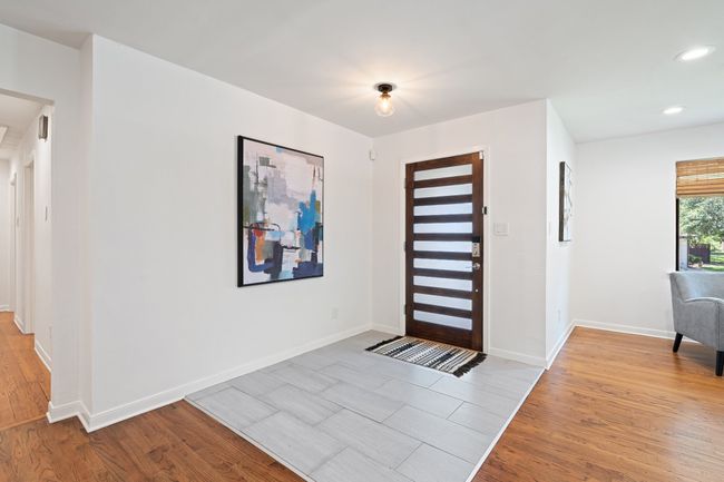 2505 Dorrington Dr, House other with 3 bedrooms, 2 bathrooms and null parking in Dallas TX | Image 6