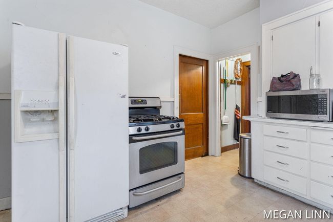 186 W 12 Th St, House other with 6 bedrooms, 3 bathrooms and null parking in Holland MI | Image 47