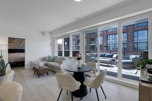 401-2688 Duke St, Vancouver, BC, V5R4S9 | Card Image