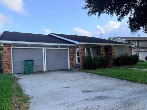4049 Chipwood Dr, Harvey, LA, 70058-5008 | Card Image