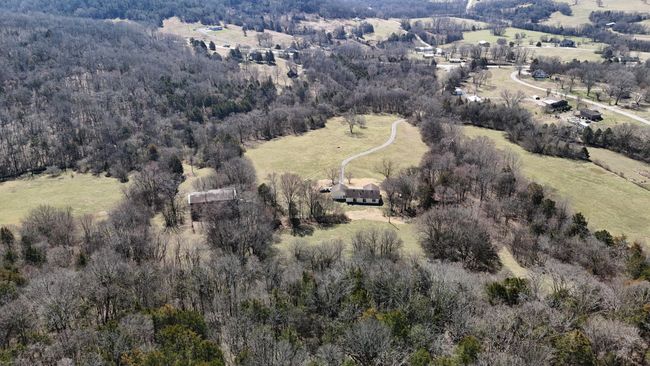 10585 Highway 25 E, House other with 3 bedrooms, 2 bathrooms and 2 parking in Hartsville TN | Image 46