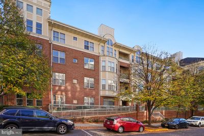 306 - 1851 Stratford Park Place, Condo with 2 bedrooms, 2 bathrooms and null parking in RESTON VA | Image 1