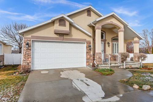 7432 S Green Berry Ct, Midvale, UT, 84047-2251 | Card Image