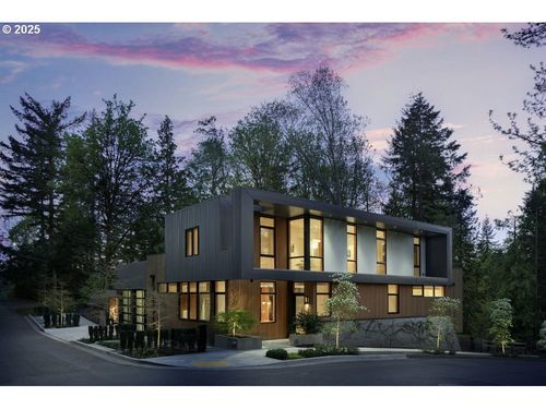 4311 Sw 36th Pl, Portland, OR, 97221-3960 | Card Image