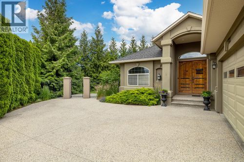 6-3103 Thacker Dr, West Kelowna, BC, V1Z1X5 | Card Image