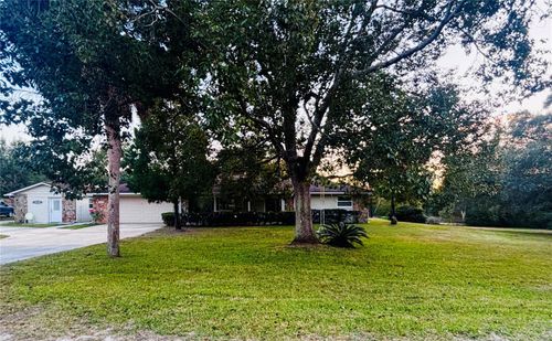 37252 Hilltop Dr, ZEPHYRHILLS, FL, 33541-7606 | Card Image