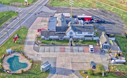 671 Mariaville Rd, Rotterdam, NY, 12306-6806 | Card Image