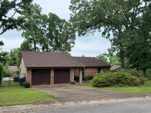 8 Markham Place Cir, Little Rock, AR, 72211 | Card Image