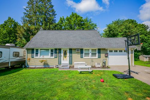 39 Colony Dr, Winsted, CT, 06098-1808 | Card Image