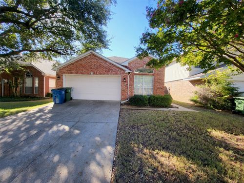 918 Azalia Dr, Lewisville, TX, 75067-4226 | Card Image