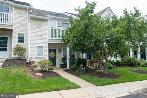 77-1509 Rosewood Ct, POTTSTOWN, PA, 19464-9213 | Card Image