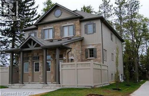 8d-931 Glasgow St, Kitchener, ON, N2N0B6 | Card Image