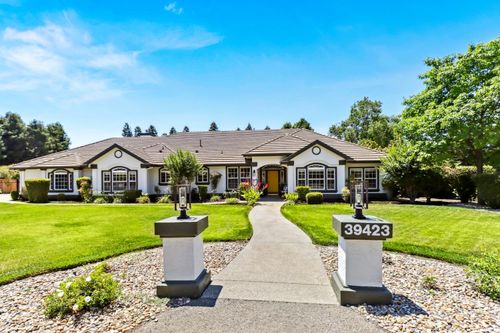 39423 Black Hawk Place, Davis, CA, 95616 | Card Image