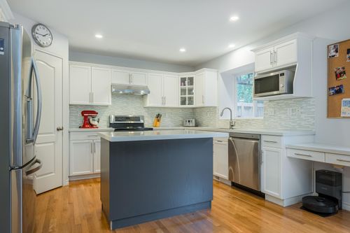 20265 94b Ave, Langley, BC, V1M3Z4 | Card Image