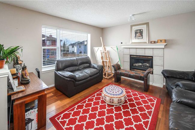 218 Citadel Way Nw, Home with 3 bedrooms, 2 bathrooms and 4 parking in Calgary AB | Image 9