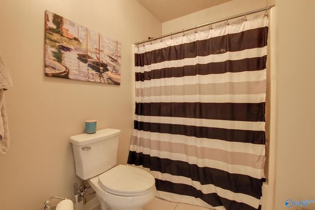 2806 Wisteria Pl Se, House other with 5 bedrooms, 4 bathrooms and null parking in Decatur AL | Image 21