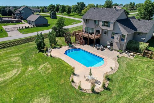 16569 Summit Dr, Omaha, NE, 68136-4041 | Card Image
