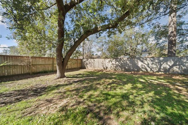 SIZEABLE FULLY FENCED BACKYARD WHICH IS A QUIET OASIS AFTER A BUSY DAY | Image 29