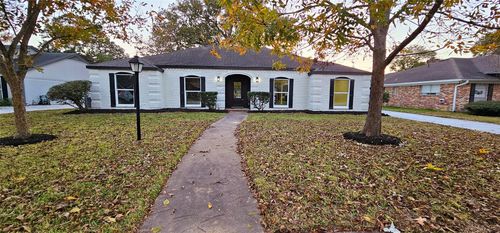 18630 Prince William Ln, Houston, TX, 77058-4225 | Card Image