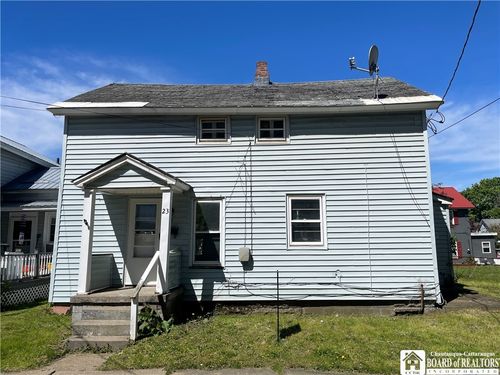 23 Valley St, Jamestown, NY, 14701-3058 | Card Image