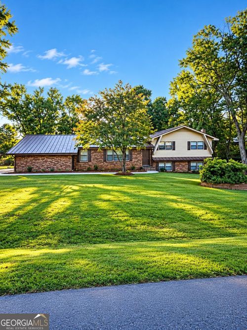 422 Hasty Dr, Tunnel Hill, GA, 30755-9210 | Card Image