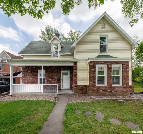 402 Morgan St, Anna, IL, 62906-1218 | Card Image