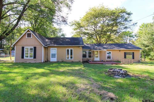 407 Pace St, Naples, TX, 75568-6423 | Card Image