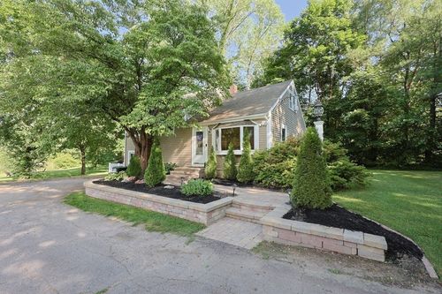 161 N Worcester St, Norton, MA, 02766-2005 | Card Image