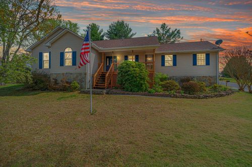 124 Abby Ln, Jacksboro, TN, 37757-4518 | Card Image