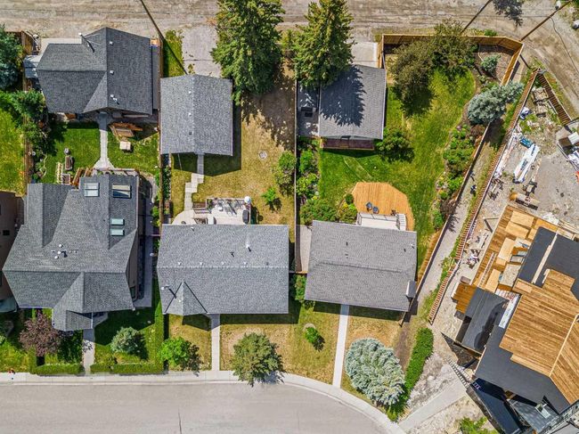 949 13 St, House other with 3 bedrooms, 2 bathrooms and 4 parking in Canmore AB | Image 37