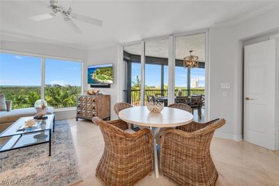 402 - 7575 Pelican Bay Boulevard, Condo with 3 bedrooms, 3 bathrooms and null parking in Naples FL | Image 3