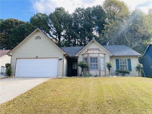 695 Paris Dr, Lawrenceville, GA, 30043-6138 | Card Image