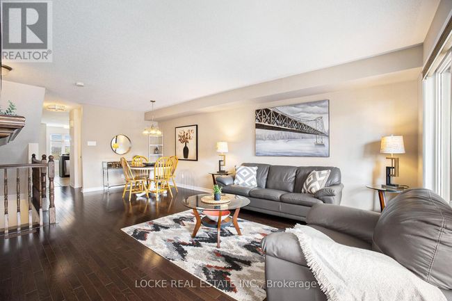 2411 Esprit Dr, Condo with 2 bedrooms, 3 bathrooms and 1 parking in Orléans ON | Image 7