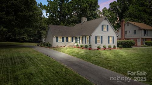 4201 Tyndale Ave, Charlotte, NC, 28210-6317 | Card Image