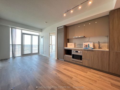 2606-28 Interchange Way, Vaughan, ON, L4K0P8 | Card Image