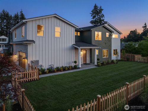7419 120th Ct Ne, Kirkland, WA, 98033-8164 | Card Image