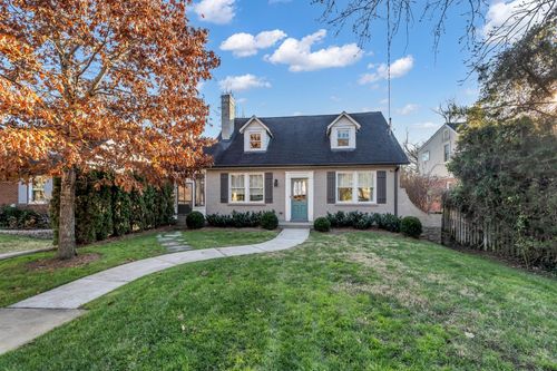 1111A Graybar Ln, Nashville, TN, 37204-3842 | Card Image
