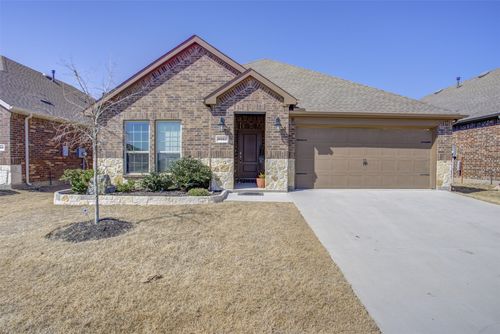 3007 Jasper Trl, Aubrey, TX, 76227-1185 | Card Image