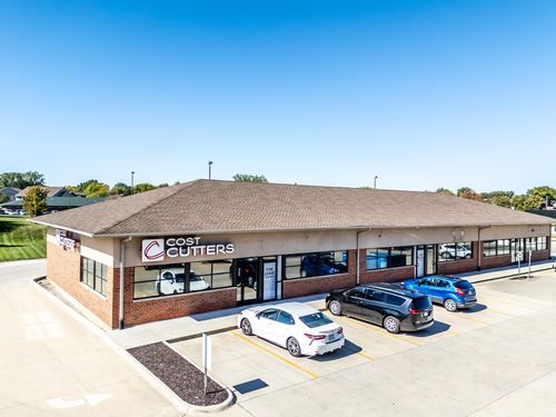 a-1029 Peoples Sq, Waterloo, IA, 50702-5740 | Card Image