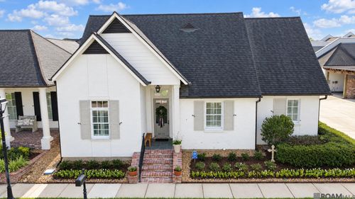 8215 Willow Grove Blvd, Baton Rouge, LA, 70810-2057 | Card Image