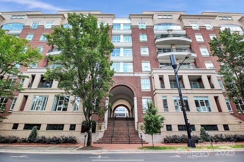 unit-414-400 N Church St, Charlotte, NC, 28202-2281 | Card Image